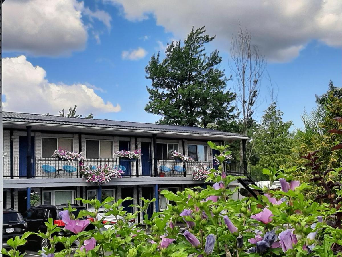 Blue Moon Motel Niagara Falls Exterior photo
